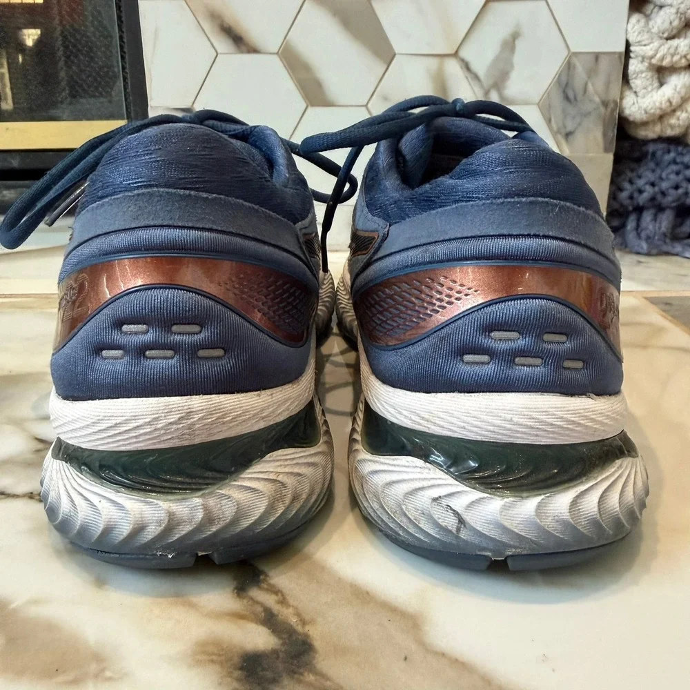 Asics‎ Gel-Nimbus 22 Men's 9 Navy Blue Copper Running Shoes 1011A680 Sneaker